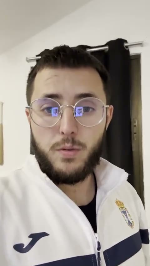 Alex in his video testimonial